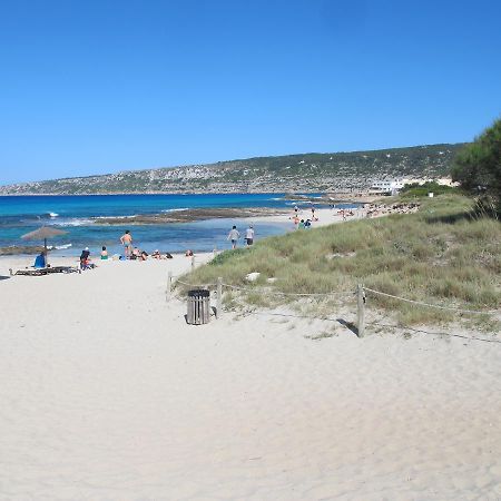 Astbury Apartments Ses Basses Es Calo  Bagian luar foto